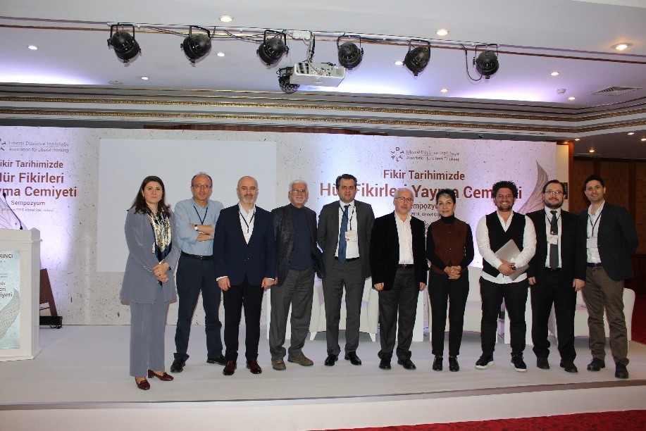 Fikir Tarihimizde Hür Fikirleri Yayma Cemiyeti Sempozyumu Fikir Tarihimizde Hür Fikirleri Yayma Cemiyeti Sempozyumu
