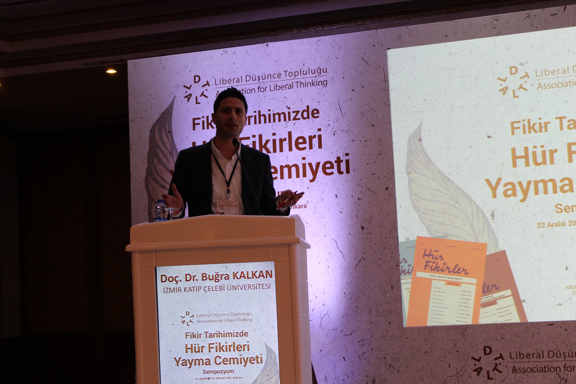Fikir Tarihimizde Hür Fikirleri Yayma Cemiyeti Sempozyumu Fikir Tarihimizde Hür Fikirleri Yayma Cemiyeti Sempozyumu
